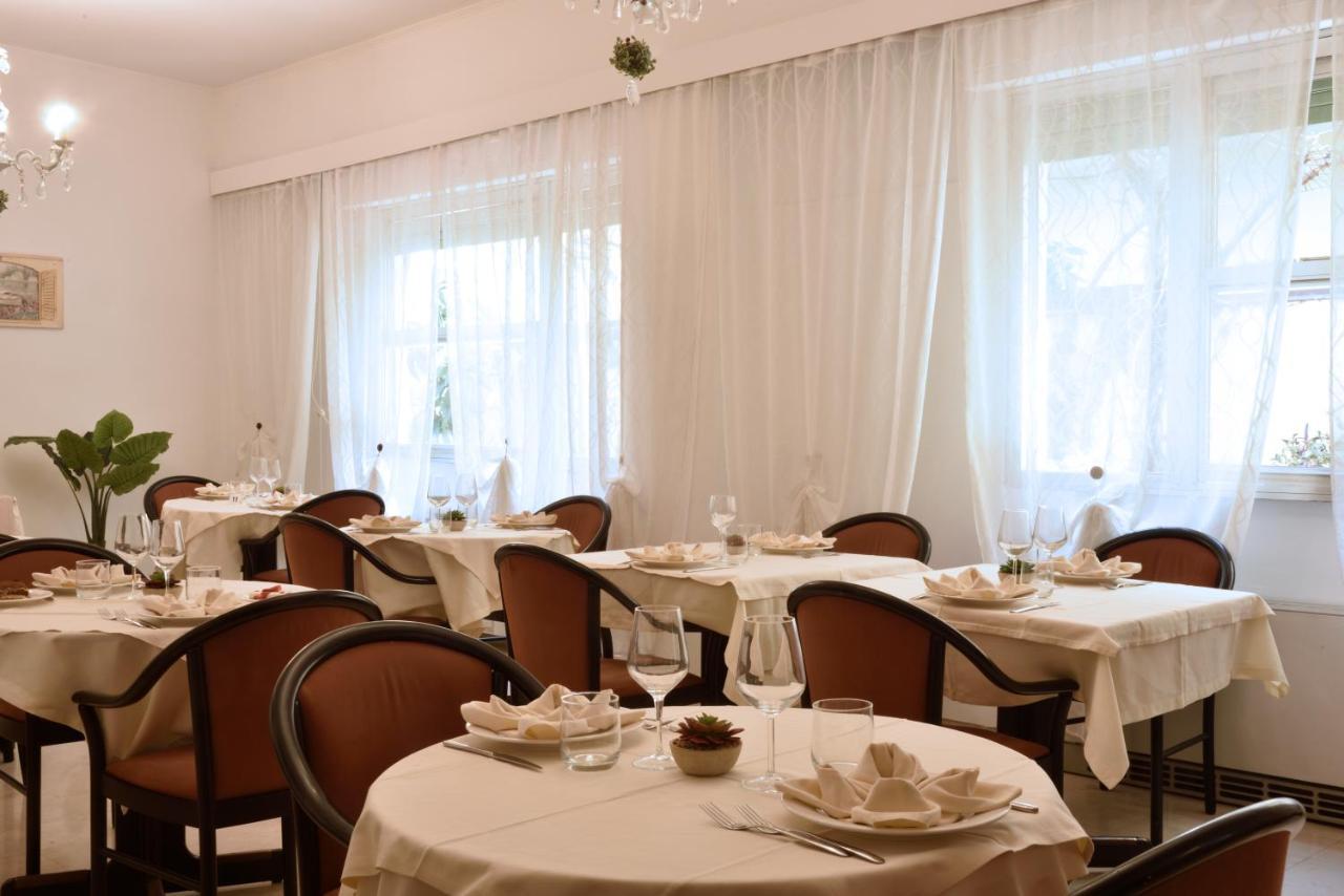 Hotel Morchio Mhotelsgroup Diano Marina Kültér fotó