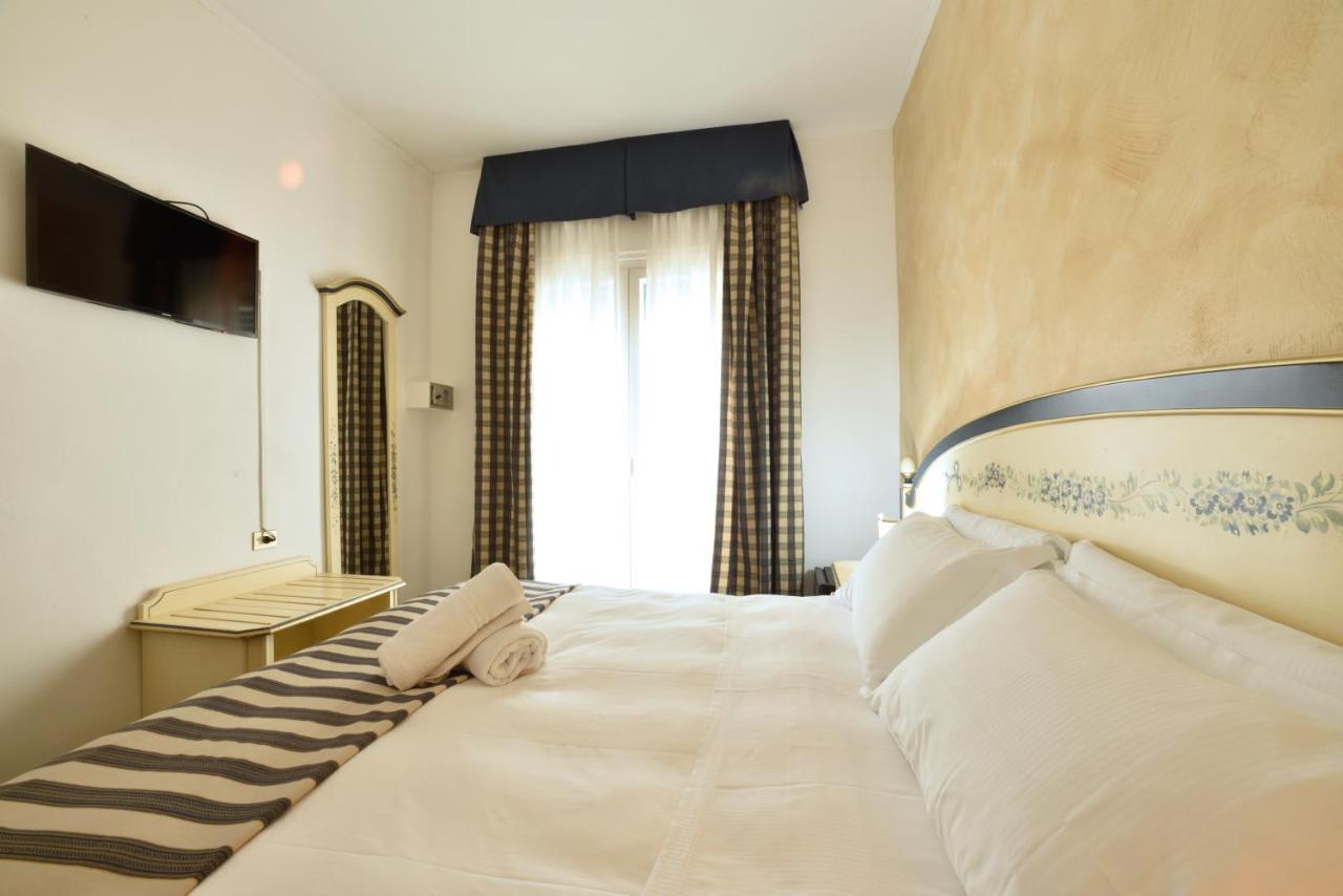 Hotel Morchio Mhotelsgroup Diano Marina Kültér fotó