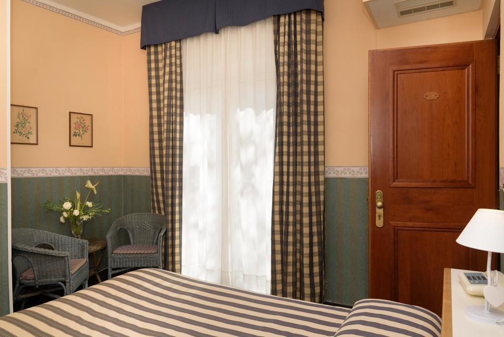 Hotel Morchio Mhotelsgroup Diano Marina Kültér fotó