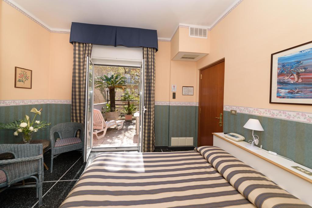 Hotel Morchio Mhotelsgroup Diano Marina Kültér fotó