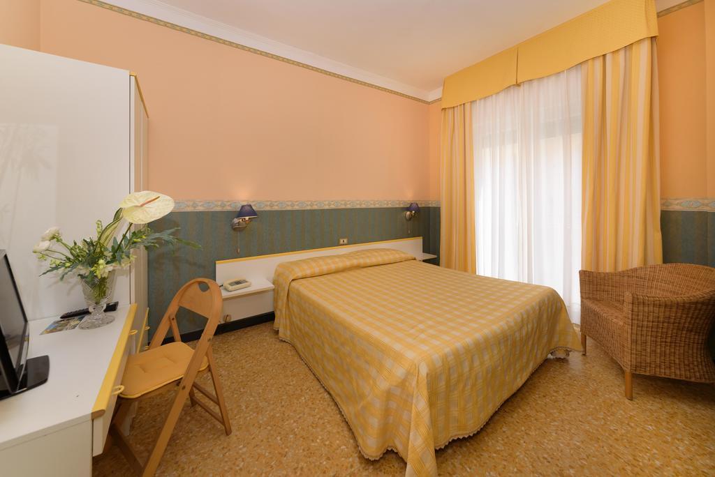 Hotel Morchio Mhotelsgroup Diano Marina Kültér fotó