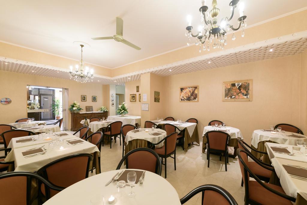 Hotel Morchio Mhotelsgroup Diano Marina Kültér fotó
